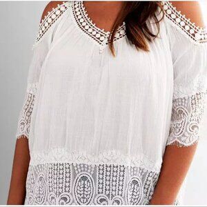 NWT Oliver Cold Shoulder Crochet Trim Top Size S